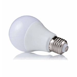 Lâmpada LED Arcobras Bulbo 4,9W 6500K