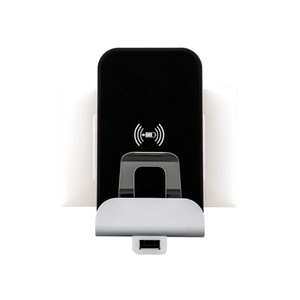 Carregador por Indução 1.000MA com Porta USB 2.400MA Pial Plus Branco - 615094BC - Legrand