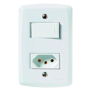 Conjunto 4x2 com 1 Interruptor Simples 10A 250V e 1 Tomada 2P+T 20A 250V Lux2 Branco - 57145044 - Tramontina