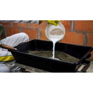 Aditivo Impermeabilizante para Argamassas Tecplus 1 3,6L - 33219.03.34.052 - Quartzolit