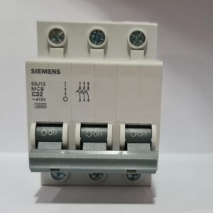 Disjuntor Siemens Tripolar Curva C 20A 3Ka 220/380V Branco