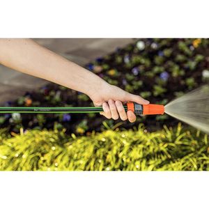 Mangueira Flex para Jardim Verde com Faixa Preta em PVC 4 Camadas 10 m com Engate Rosqueado e Esguicho Tramontina