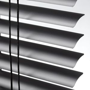 Persiana Horizontal Na Cor Cinza Escuro Em Metal E Plástico 120x130cm Atlas