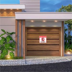 Placa De Sinalizacao - Proibido Estacionar Dia E Noite Sujeito a Guincho - Preto e Vermelho Poliestireno 45x45 cm Sinalize