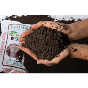 Terra Vegetal 2Kg Premium West Garden