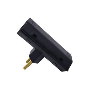 Benjamim 2P T 10A Com 2 Saídas Da Alumbra, Prático E Seguro, Ideal Para Expandir Suas Conexões Elétricas Em Casa Ou No Escritório, Maxx Alumbra.